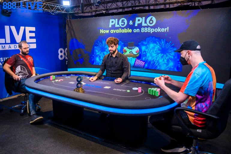 Estrategia heads up poker